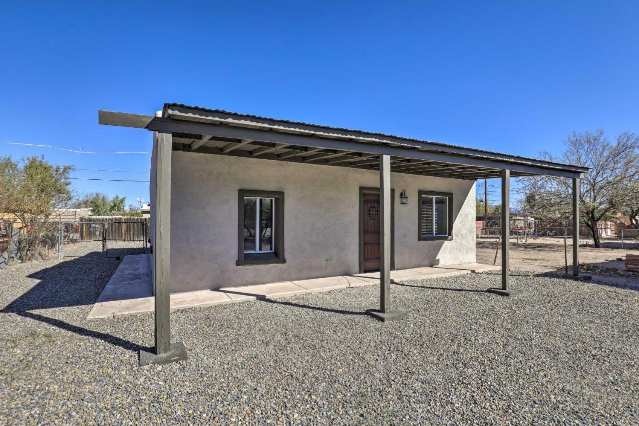Bright Tucson Home With Patio - 2 Mi To U Of A! Exterior photo